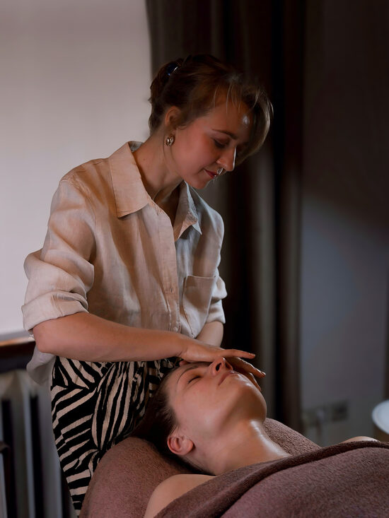 Holistiska pieeja sejas masāžā